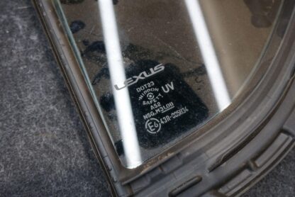 Rear Left Quarter Window Glass Panel Oem Fv26025gtn Lexus Is350 2016-22 - Image 3