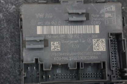 Front Right Side Door Control Module OEM 4M1959952 Audi A8l Quattro 2019 - Image 2