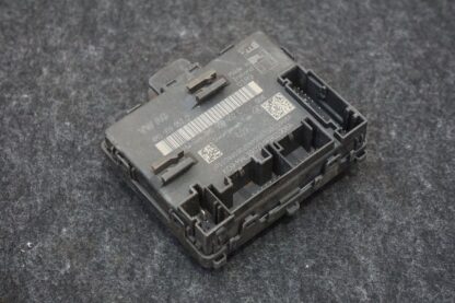 Front Right Side Door Control Module OEM 4M1959952 Audi A8l Quattro 2019