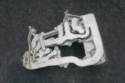 Supermanifold V2 Cooling Pump Assembly 1725000-00-F Tesla Cybertruck 2024 *Note - Image 9