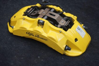 Front Right Brake Caliper Yellow 68309163aa Alfa Romeo Giulia Quadrifoglio 17-22