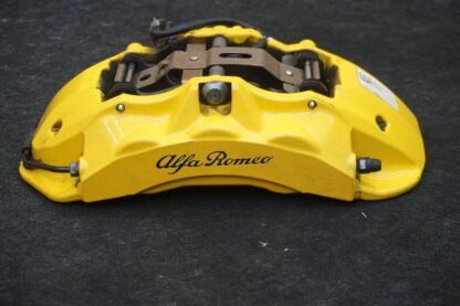 Front Right Brake Caliper Yellow 68309163aa Alfa Romeo Giulia Quadrifoglio 17-22 - Image 7