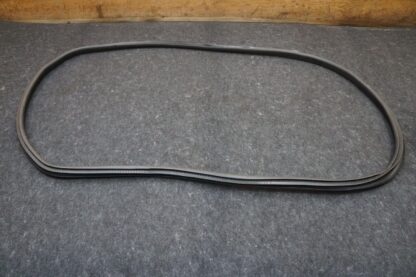 Front Right Door Seal Gasket Weather Strip 1807546-00-D Tesla Cybertruck 2024 - Image 3