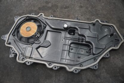 Rear Left Door Speaker Sub Woofer Panel LR047119 OEM Range Rover L405 2017 - Image 3