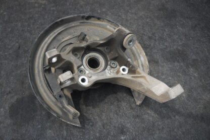 Rear Left Spindle Knuckle Wheel Hub 3W7505435E Bentley Continental GTC 2016 - Image 4