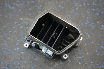 Left Dash Panel Air Vent 971819701B6N3 OEM Porsche Panamera 971 G2 2017-21 - Image 4