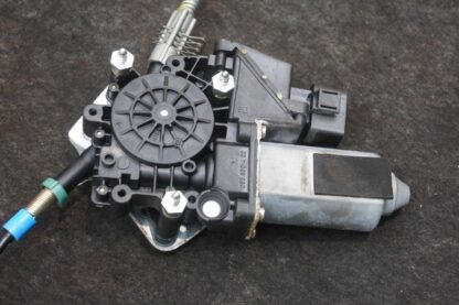 Right Door Regulator OEM 99654201607 Porsche 911 Carrera Cabrio 996 99-04 *Note* - Image 4