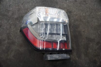 Rear Left Tail Light Lamp Assembly 8156135392 OEM Toyota 4Runner 2014-24