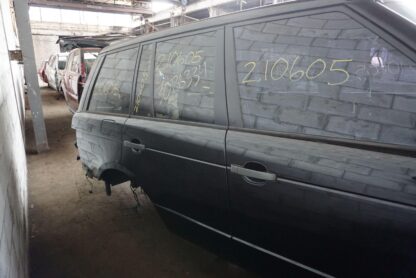Rear Right Passenger Side Door Assembly Black Oem Range Rover 2010-12 *NOTE* - Image 2