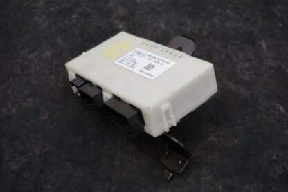 Trailer Brake Control Module LB5T19H378AB Lincoln Aviator Grand Touring 2020-23 - Image 2