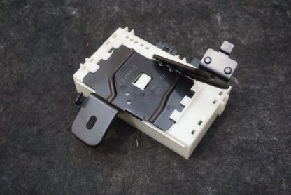 Trailer Brake Control Module LB5T19H378AB Lincoln Aviator Grand Touring 2020-23 - Image 4