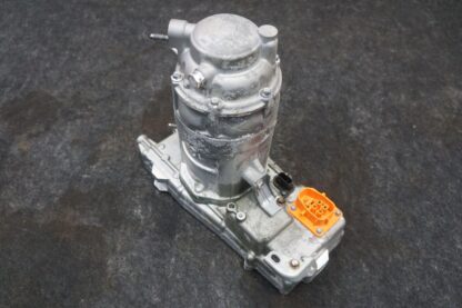 A/C Air Conditioning Pump W/ Cover 1648051-00-E Tesla Cybertruck Cyberbeast 2024 - Image 10