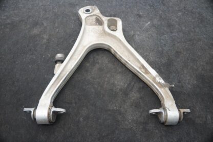 Rear Suspension Right Lower Control Arm 14B0587CP OEM McLaren 720S 2018 - Image 3