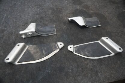 Set Gas Fuel Tank Mount Bracket Support Plate 274023 Ferrari California T 12-18 - Image 2