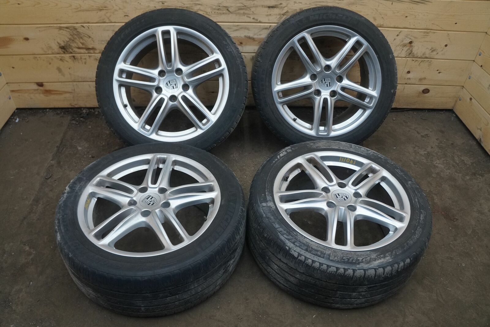 Set 19 Inch Wheel Rim Michelin Tire 97036215804 OEM Porsche Panamera ...