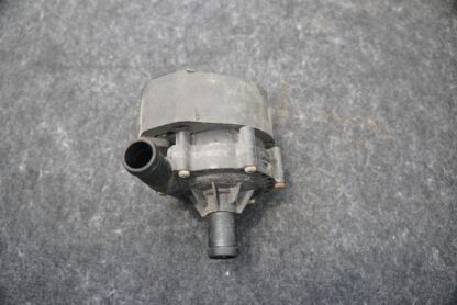 Auxiliary Electric Water Coolant Pump 1037327-00-F OEM Tesla Model X 2016-20 - Image 3