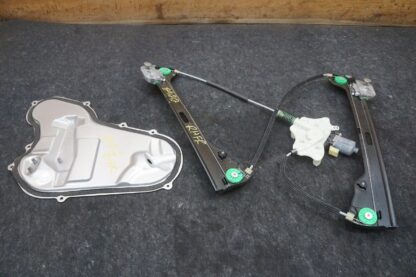 Front Right Door Regulator Assembly MY83-F23200-AC Aston Martin Dbx 707 2020-24