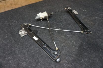 Front Right Door Window Regulator W/ Motor OEM 51337352876 BMW I3 94 REX 2014-21 - Image 3