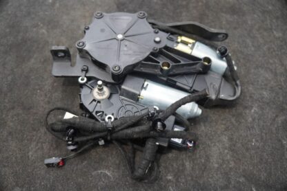 Rear Right Convertible Roof Top Motor Drive 85111803 Chevrolet Corvette C8 2023 - Image 4