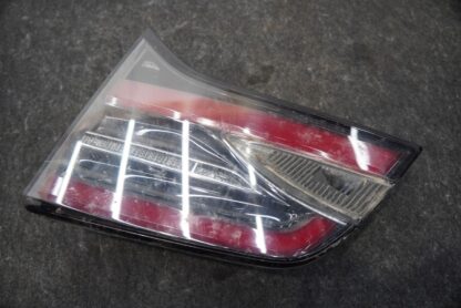 Rear Right Inner Trunk Gate Tail Light Lamp 1034337-00-A Tesla Model X 2016-20 - Image 2