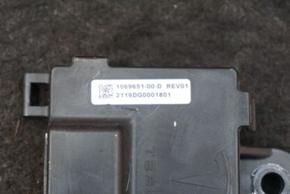 Set 3 Door Handle Control Module Unit OEM 1069651-00-D Tesla Model S 12-20 *Note - Image 8