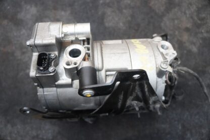 Electric AC Air Conditioning Compressor 64529496108 OEM BMW i8 2014-19 - Image 4