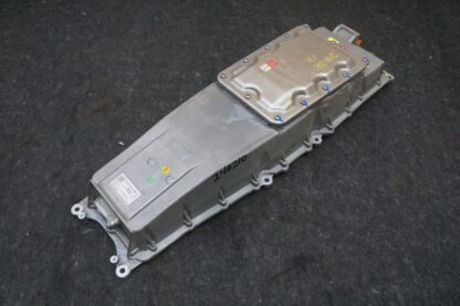 High Voltage Battery Isolator Module 9j1915251m Oem Porsche Taycan 20-22 - Image 3