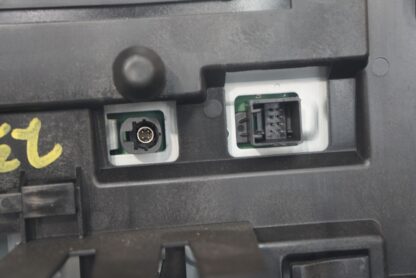 Dash Radio Info Display Screen Monitor Cd Player 95b919606e Porsche Macan 17 - Image 5
