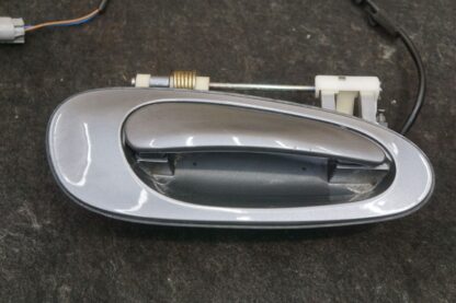 Right Door Outside Handle OEM 99653706206 Porsche 911 Carrera Cabrio 996 1999-04 - Image 6