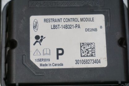 SRS Restraint Computer Control Module LB5T14B321 Lincoln Aviator Reserve 2020-23 - Image 9