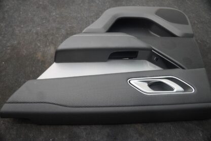 Rear Right Interior Door Trim Panel Black LR091484 Range Rover Velar L560 18-23 - Image 6