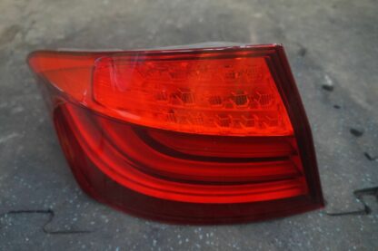 Rear Left Outer Quarter Tail Light Lamp 63217203231 BMW 535i 550 M5 F10 2011-13