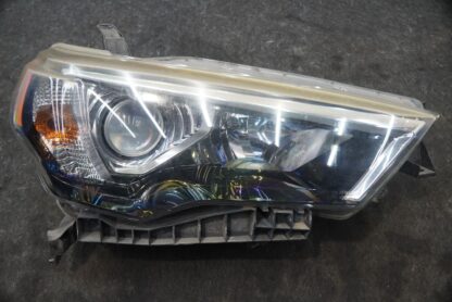 Front Right Passenger Headlight Headlamp 8113035541 OEM Toyota 4Runner 2014-20