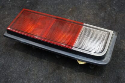Rear Left Brake Light Tail Lamp Assembly OEM 21998861 Hummer H2 2005-07 - Image 2