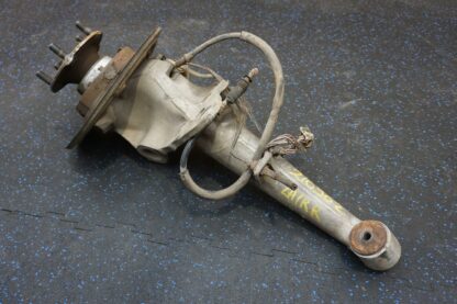 Rear Left Spindle Knuckle Hub 95133102101 OEM Porsche 924 1987-88 944 1987-91 - Image 4