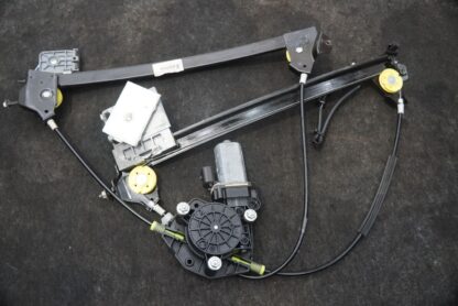 Right Passenger Door Window Regulator Motor 69844700 Ferrari California T 08-18 - Image 2