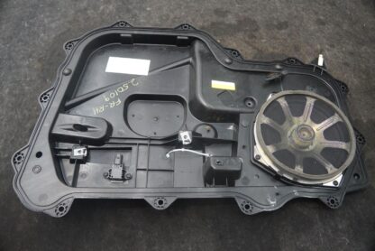 Front Right Passenger Door Speaker Sub Woofer LR047119 OEM Range Rover L405 2017 - Image 2