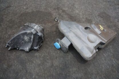 Set Of Engine Coolant & Windshield Tank OEM 17138689765 Bmw 7 Series 750i 16-19 - Image 5