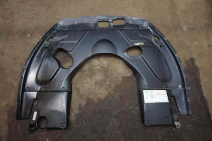 4.7L Engine Compartment Central Cover 82074800 Maserti GranTurismo S M145 09-19 - Image 5