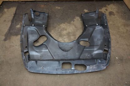 4.7L Engine Compartment Central Cover 82074800 Maserti GranTurismo S M145 09-19 - Image 9