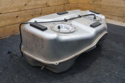 Gasoline Gas Fuel Tank Assembly OEM MY83-9K007-AH Martin Dbx 707 2020-2024 - Image 8