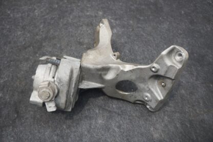 Right Engine Motor Mount Support Bracket 3W0199381Q Bentley Continental GT 2005 - Image 2