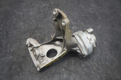 Right Engine Motor Mount Support Bracket 3W0199381Q Bentley Continental GT 2005 - Image 3
