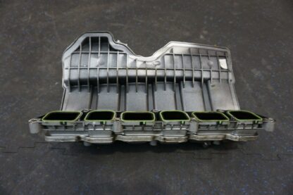 Right Side Intake Manifold 07P133202E OEM 6.3L W12 Audi A8 A8L D4 Typ 4H 2012-16 - Image 5