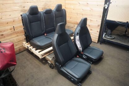 Set Front Driver Passenger & Rear Seat 4098761-T1-A Tesla Cybertruck 2024 *Note - Image 14