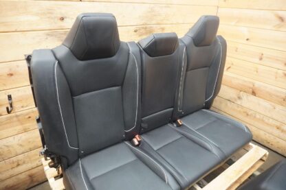 Set Front Driver Passenger & Rear Seat 4098761-T1-A Tesla Cybertruck 2024 *Note - Image 15