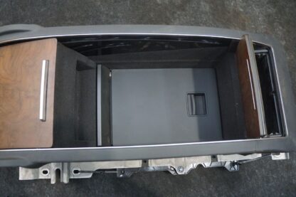 Rear Executive Lounge Console OEM 4N4862841 Audi A8l Quattro 2019 - Image 5