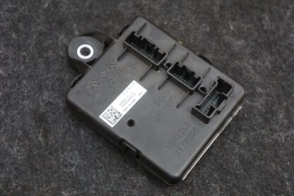 Charge Port Control Module ECU OEM 1619321-01-C Tesla Model S Plaid 21-23 *Note - Image 4