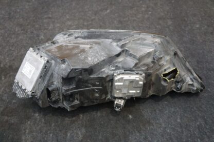 Front Right LED Headlight Assembly OEM 4N0941774B Audi A8l Quattro 19-21 *Note - Image 8