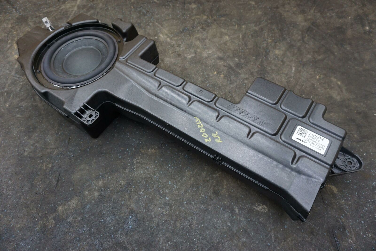 c7 corvette bose subwoofer